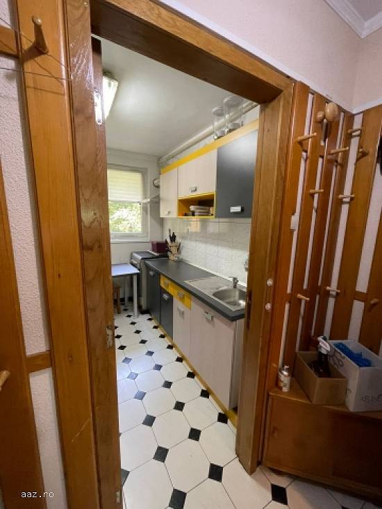 Apartament 3 camere,   74mp,   Titan,   Bucuresti,   110000 euro
