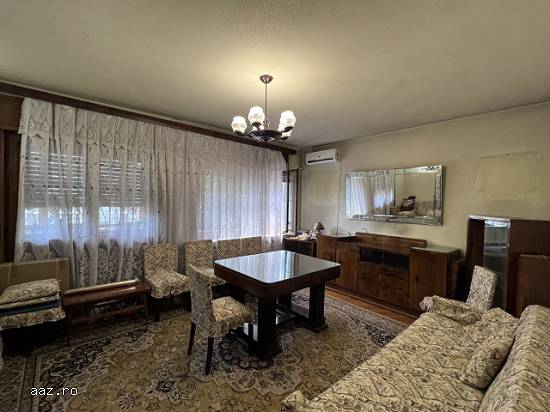 Apartament 3 camere,   80mp,   Piata Victoriei,   Bucuresti,   255000 euro