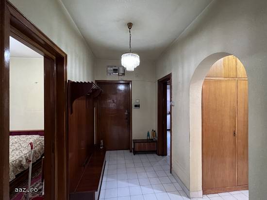 Apartament 3 camere,   80mp,   Piata Victoriei,   Bucuresti,   255000 euro
