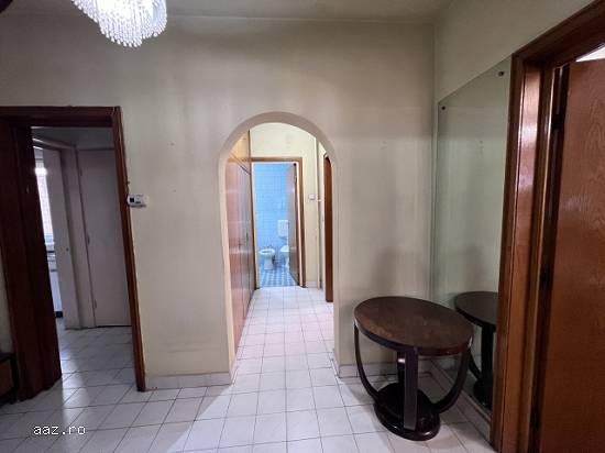Apartament 3 camere,   80mp,   Piata Victoriei,   Bucuresti,   255000 euro