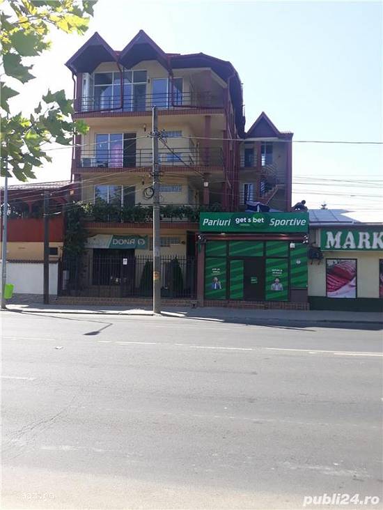Proprietar închiriez stradal spațiu comercial