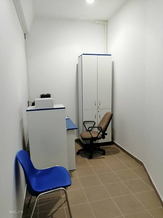 Proprietar închiriez stradal spațiu comercial