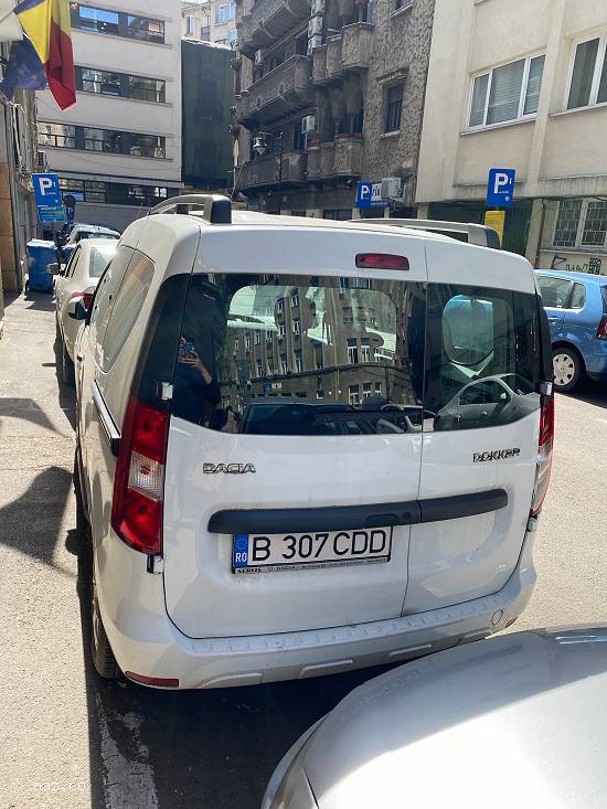 Autoturism Dacia Dokker Laureate