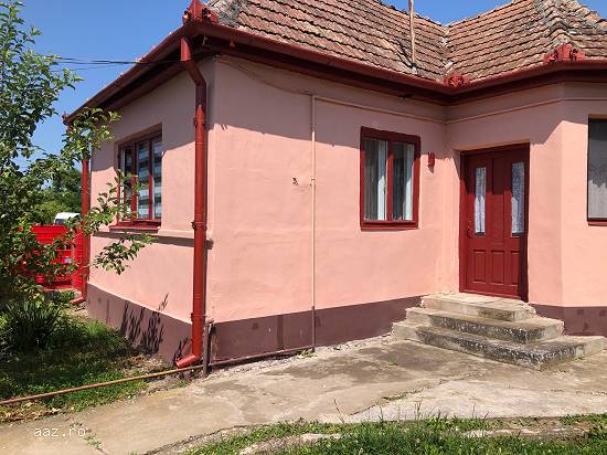 Proprietate imobiliara formata din teren si constructii - Suplac,    jud. Mures -