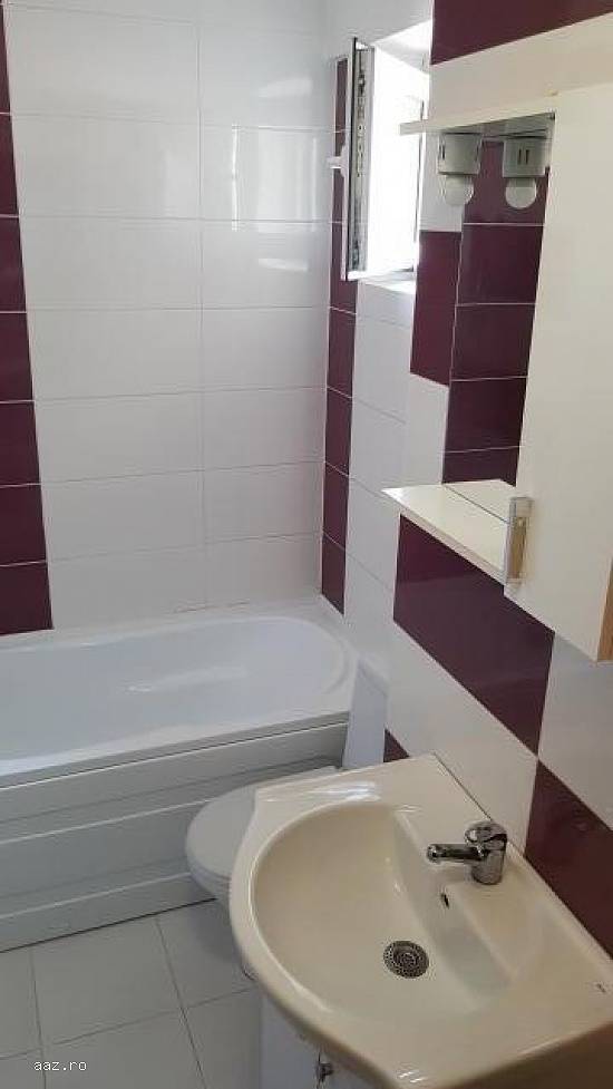 Apartament 4 camere Vitan Penes Curcanul,   Mansarda/S+P+4+M,   97mp,   2013,   2 bai,   118.000 eur