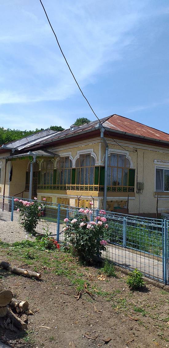 Vând casa jud.Valcea,    comuna Ionești,    sat Fiscalia