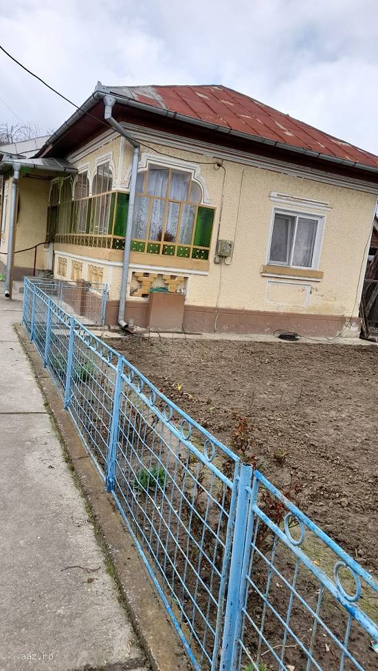 Vând casa jud.Valcea,    comuna Ionești,    sat Fiscalia