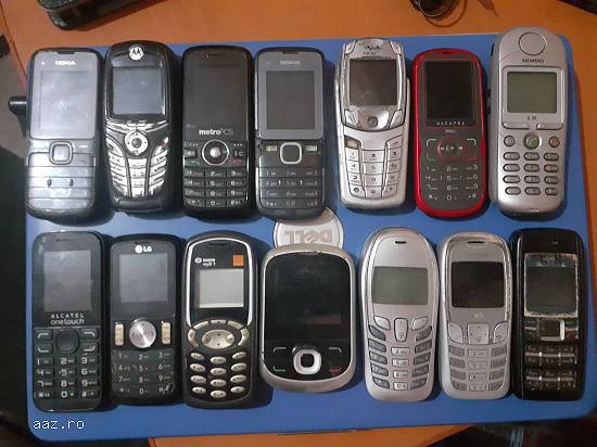 Telefoane pentru piese pe butoane