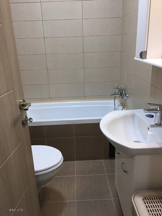 Proprietar inchiriez Apartament