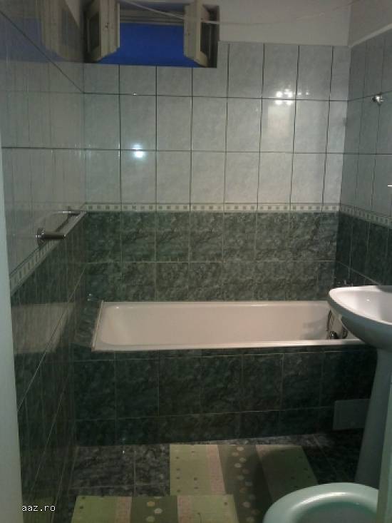 Apartament 2 camere,   56mp,   Drumul Taberei,   Bucuresti 250 euro