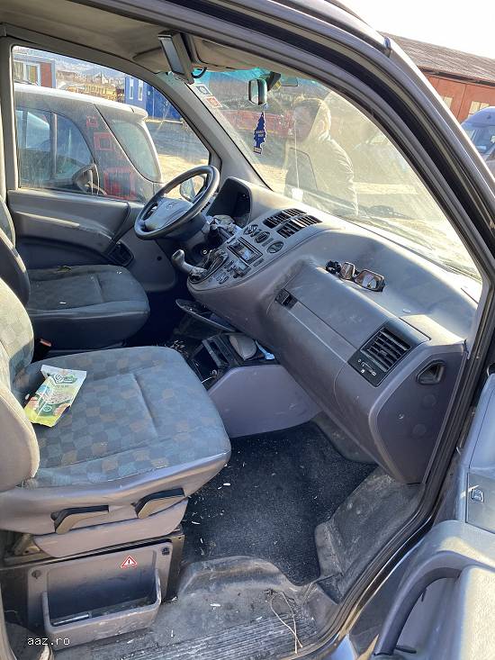 MERCEDES - VITO - 2003 -