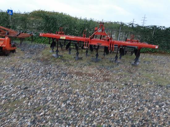 CULTIVATOR AGRICOL 5 METRI