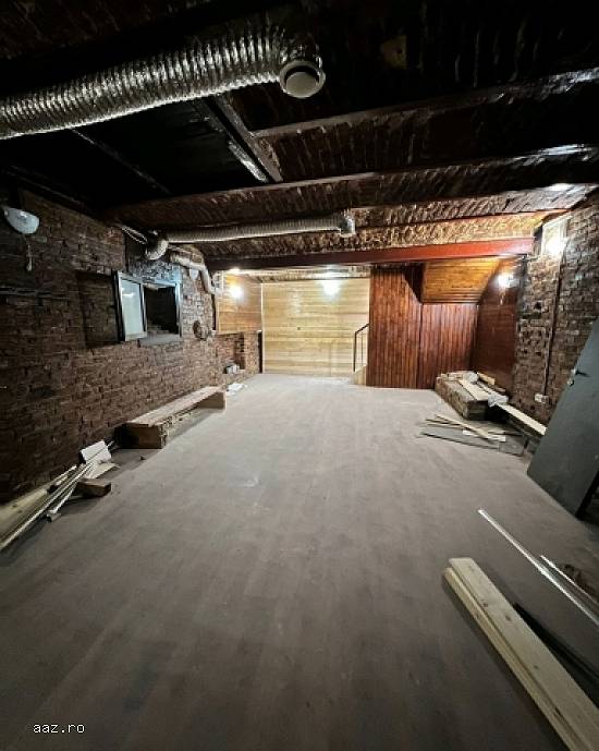 Casa 800mp,    10 camere,    Decebal,    Bucuresti,    8000 euro