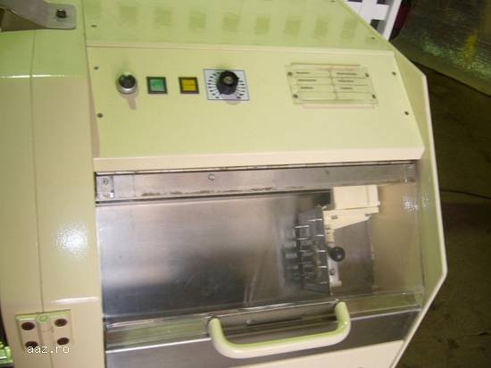 FELIATOR PROFESIONAL DE PIINE RR cu Reglaj Manual Grosime Felie - Second Hand Germania