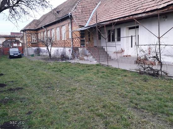 Casa 280mp,   teren1200mp,   Rusii-Munti,   Mures,   60000 euro