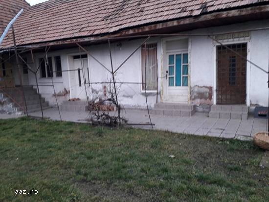 Casa 280mp,   teren1200mp,   Rusii-Munti,   Mures,   60000 euro