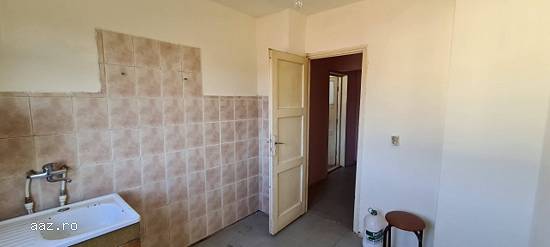Apartament 4 camere,   112mp,   Lipova,   Arad,   32000 euro