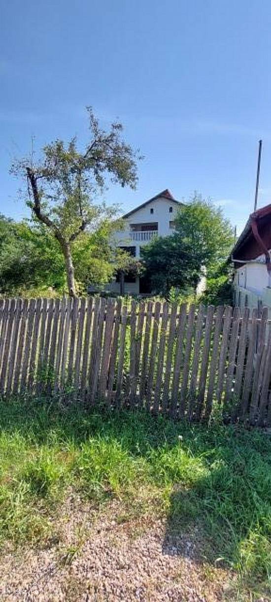 Vila 300mp,   teren 1000mp,   Patarlagele,   Buzau,   90000 euro