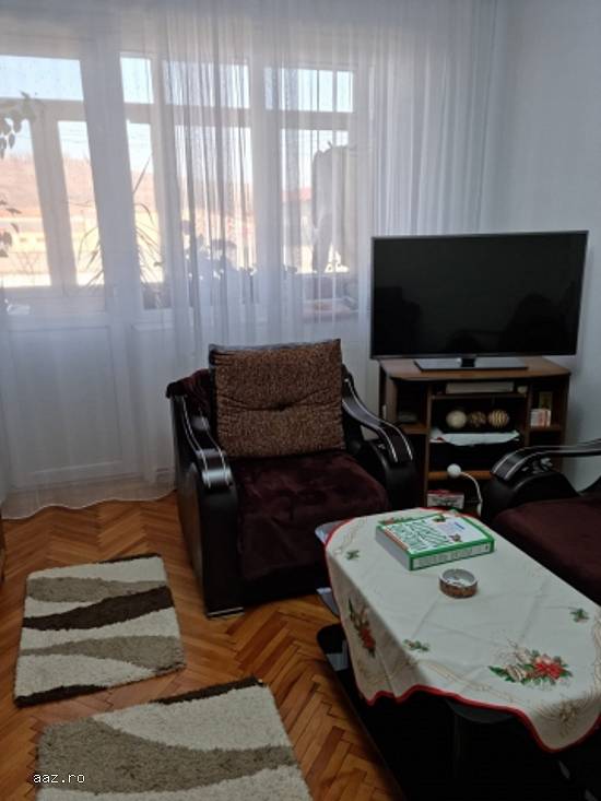 Apartament 3 camere,   62mp,   Motru,   Gorj,   36000 euro