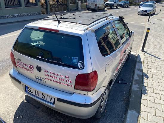 VOLKSWAGEN POLO 2001