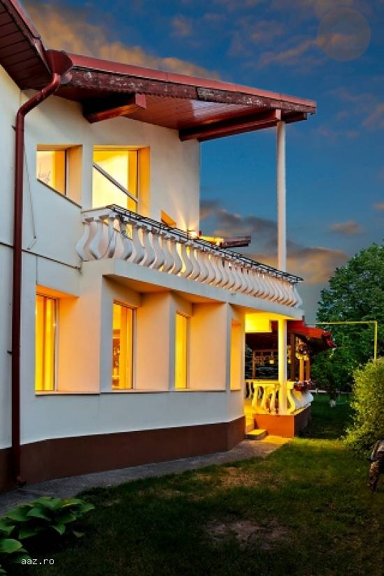 Vila 300mp,   teren 1080mp,   Fundeni,   Bucuresti,   650000 euro