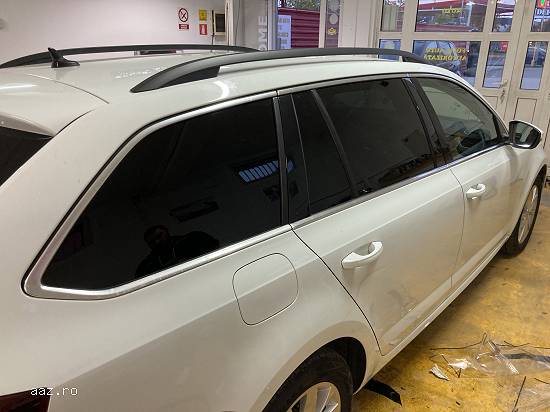 Folie Auto Autorizată R.A.R cu Garanție 3 - 5 - 10 Ani