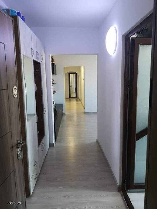 Apartament 4 camere,   90mp,   Galati,   85000 euro