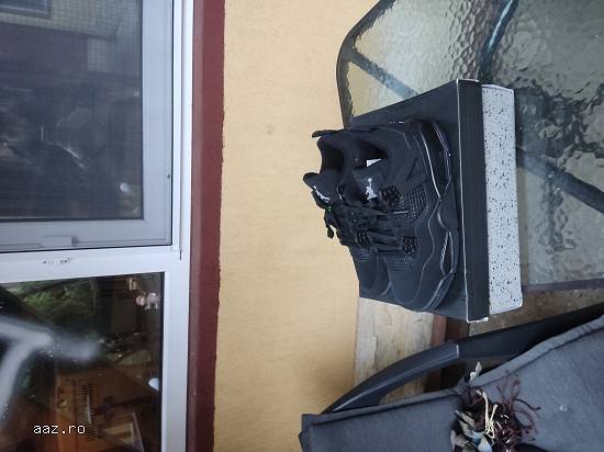 Jordan Retro 4 Black Cat