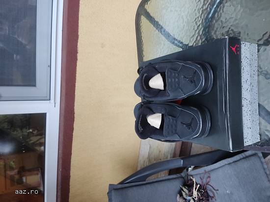 Jordan Retro 4 Black Cat