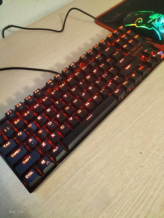 Vand setup de gaming fara monitor