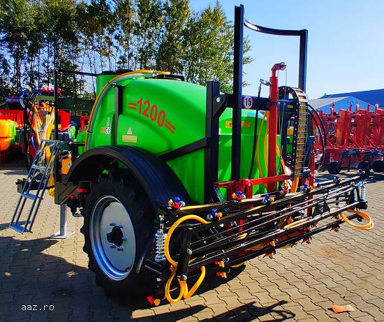 Instalatie de erbicidat tractata 2000l