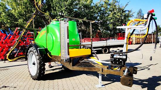 Promotie! Instalatie de erbicidat tractata 3000l