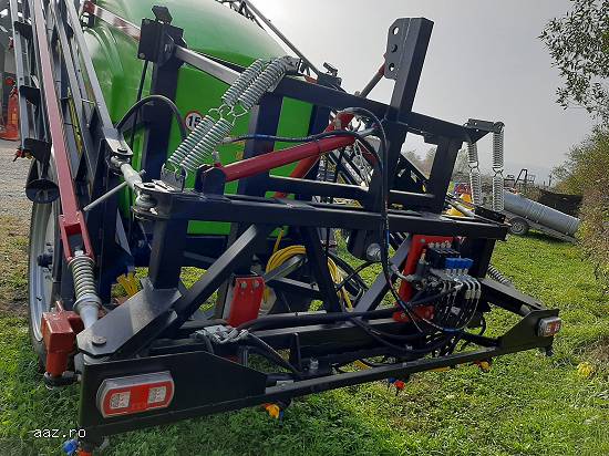 Promotie! Instalatie de erbicidat tractata 3000l
