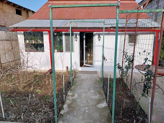 Vând casă urgent