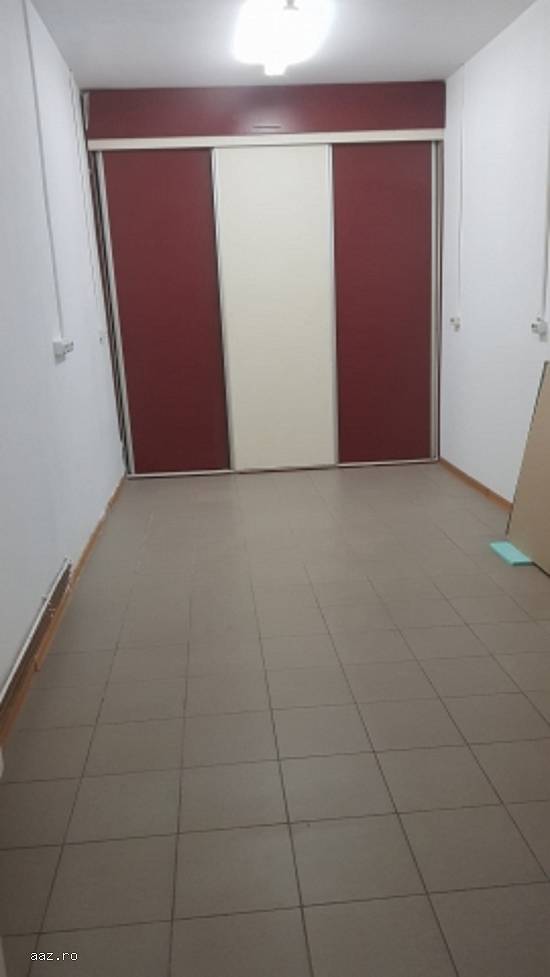 Apartament 4 camere,   98mp,   Mizil,   Prahova,   95000 euro
