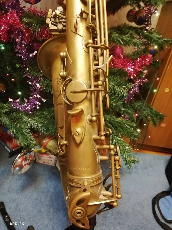 De vânzare Saxofon Antigua Power Bell 4240 vintage. Pret 800 Euro.