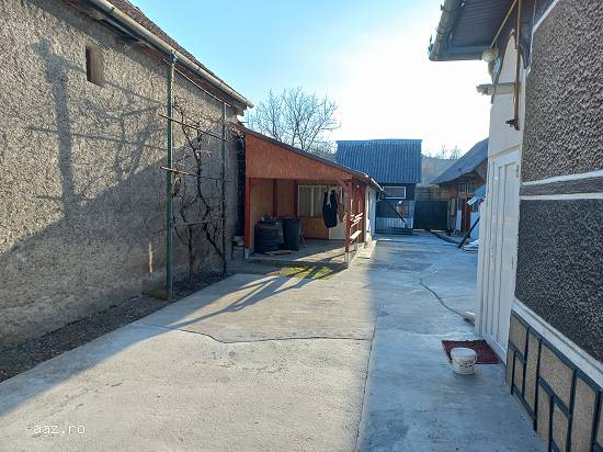 Casa de vanzare in Persani
