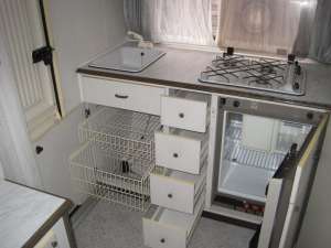 VIND RULOTA HOBBY 400 CLASSIC