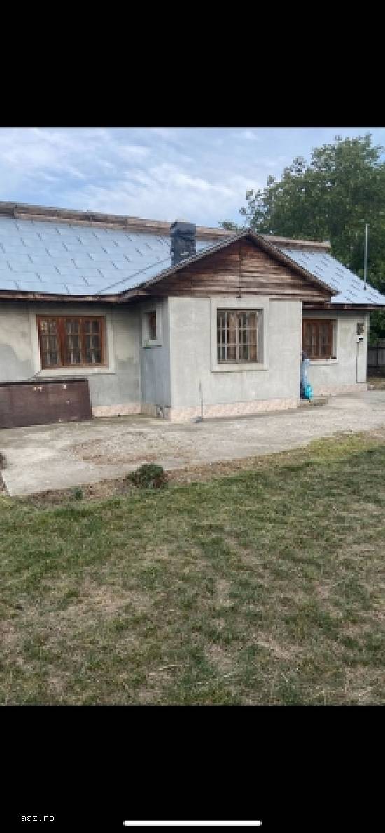 Vand casa constructie 2000 teren 900mp Petresti Vrancea 48.500 euro