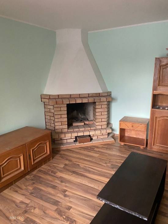 Vand casa constructie 2000 teren 900mp Petresti Vrancea 48.500 euro