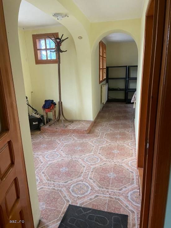 Vand casa constructie 2000 teren 900mp Petresti Vrancea 48.500 euro