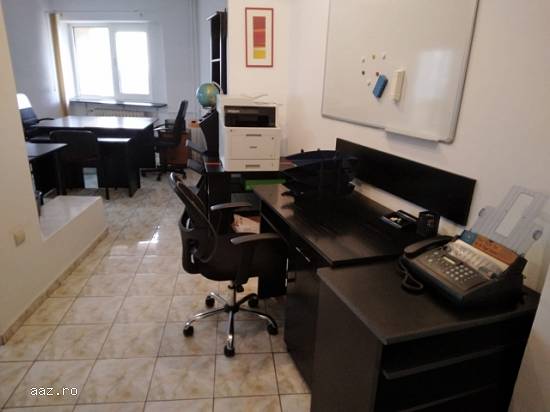 Birouri 83 mp 3 camere Piata Victoriei 800 euro/luna