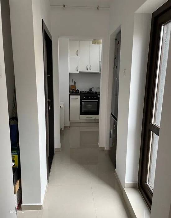 Apartament 3 camere Cotroceni 100 mp etaj1/4 decomandat 2 bai garaj 179.000 euro