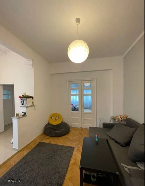Apartament 3 camere Cotroceni 100 mp etaj1/4 decomandat 2 bai garaj 179.000 euro