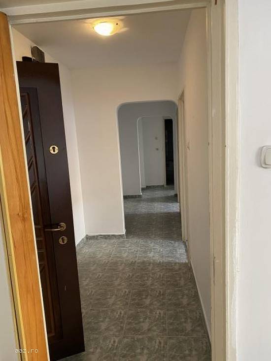 Apartament 3 camere suprafata 67mp,   cartierul Militari,   zona Valea Lunga 79.000 euro