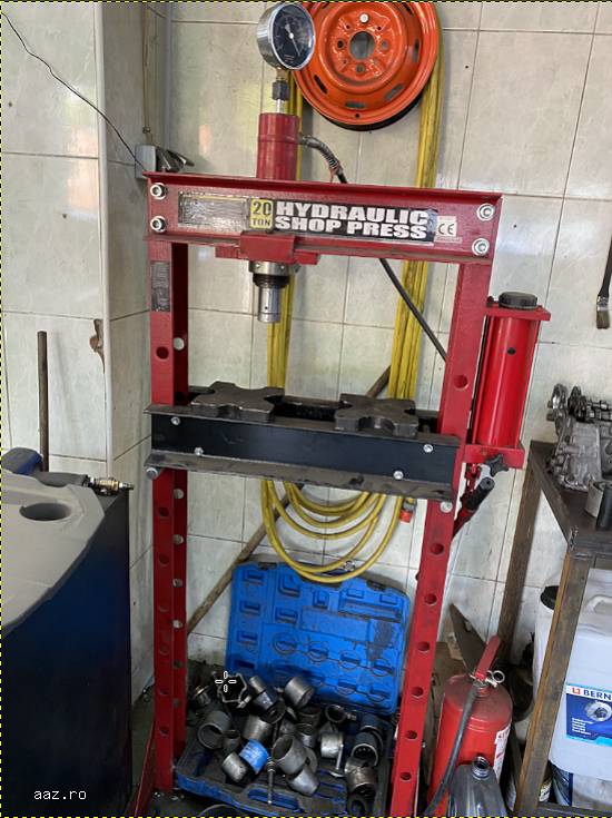 Instalații si echipamente service auto