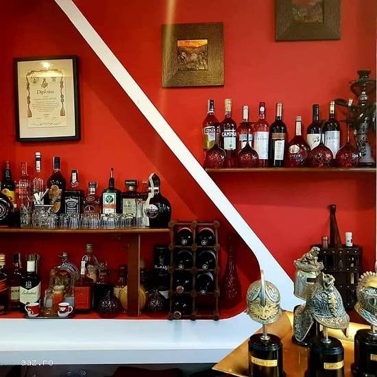 Restaurant cu terasă și cramă de vânzare,   Predeal