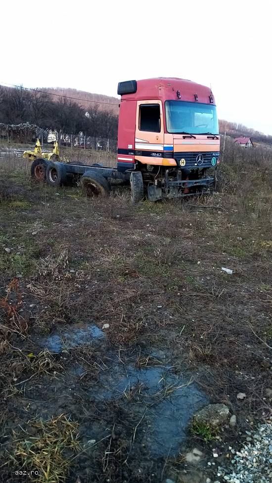 Cap Tractor Mercedes-Benz