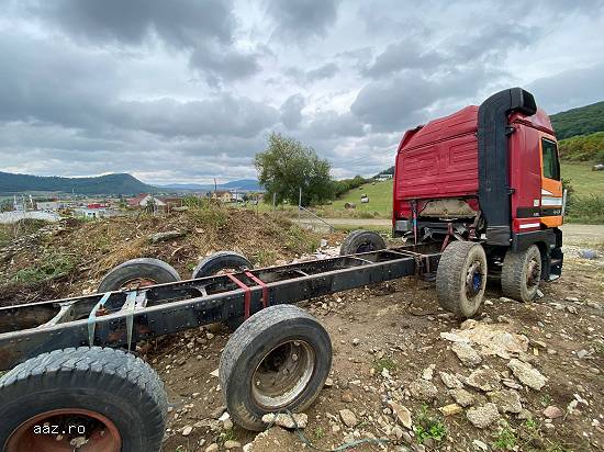 Cap Tractor Mercedes-Benz