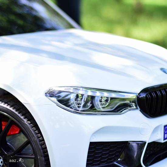 Masinuta electrica + hoverboard,    Bmw M5 Competition 24V 14Ah premium